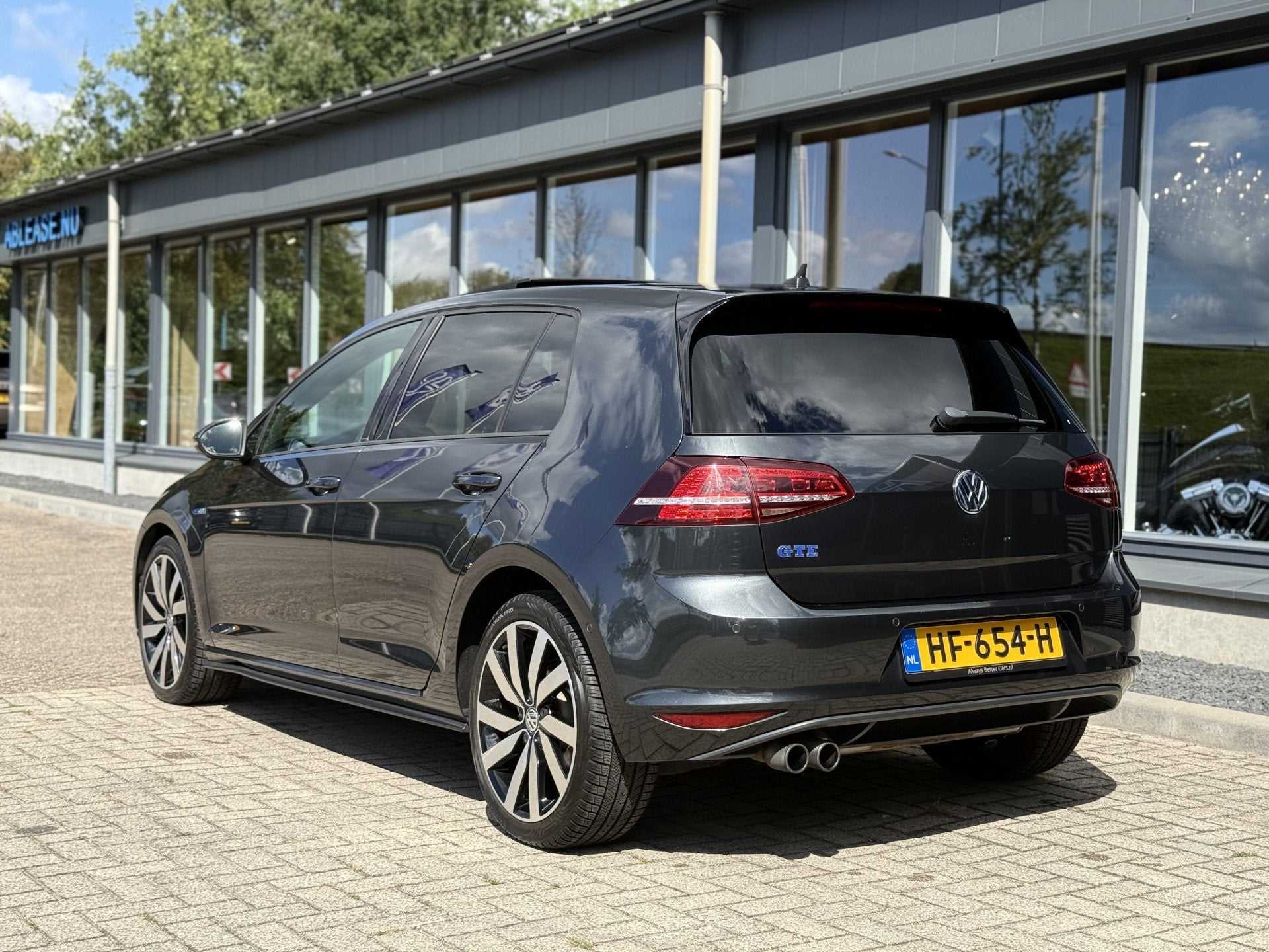 Volkswagen Golf 1.4 TSI GTE Pano Leder ACC Keyless Sfeerverl, Gebruikt, 4 cilinders, Automatische klimaatregeling, Zwart