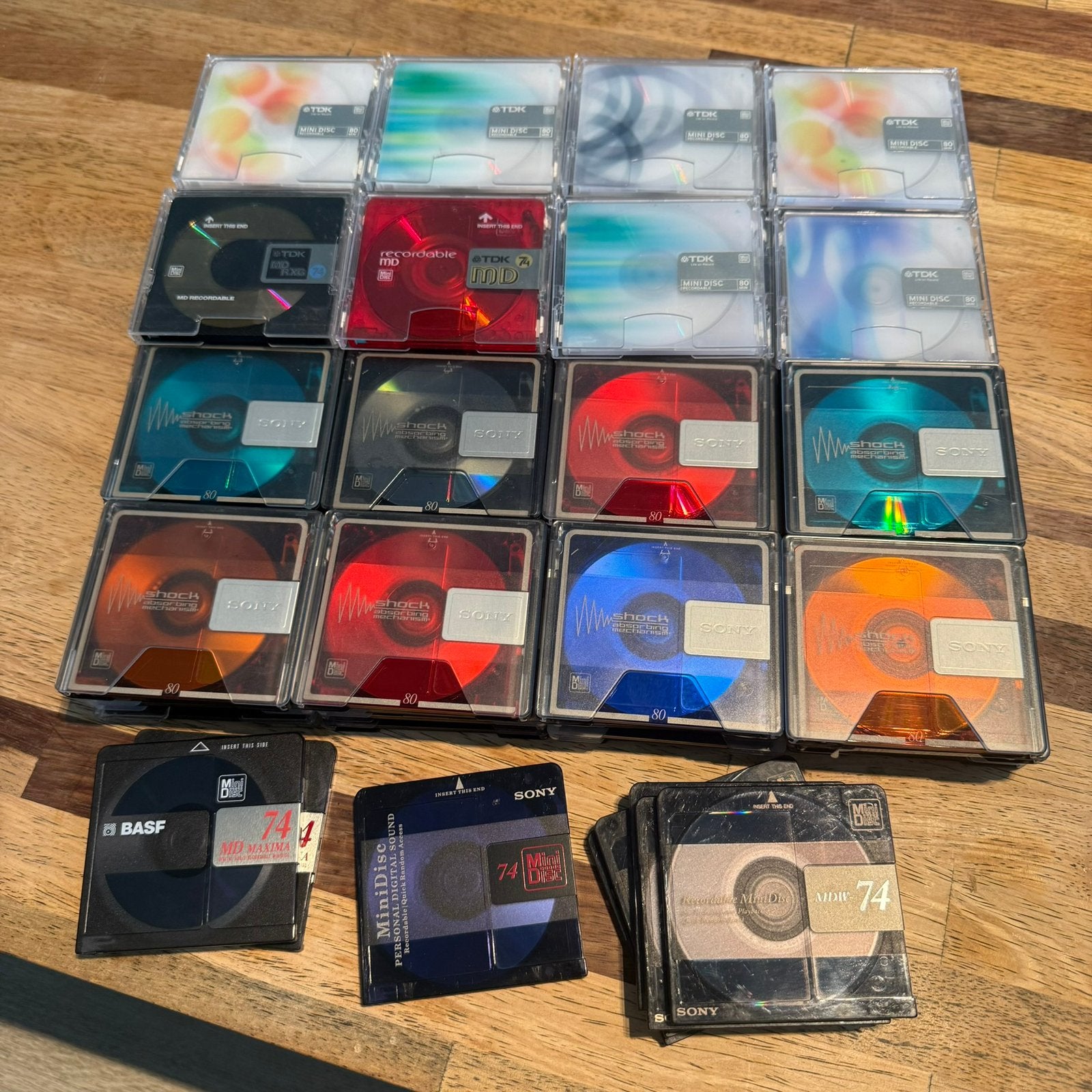 80 MiniDiscs met muziek – Sony, TDK, Maxell, Ophalen of Verzenden, Minidisc-recorder