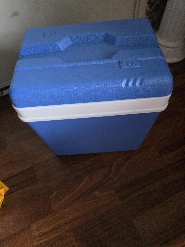 te koop een mooie  goeie koelbox voor 15,-, Ophalen, Zo goed als nieuw, Koelbox, Koelelement