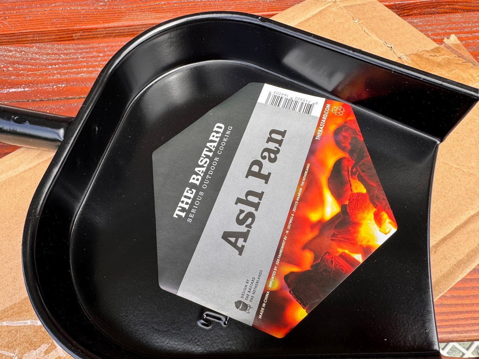 The Bastard Ash Pan, Ophalen, Nieuw