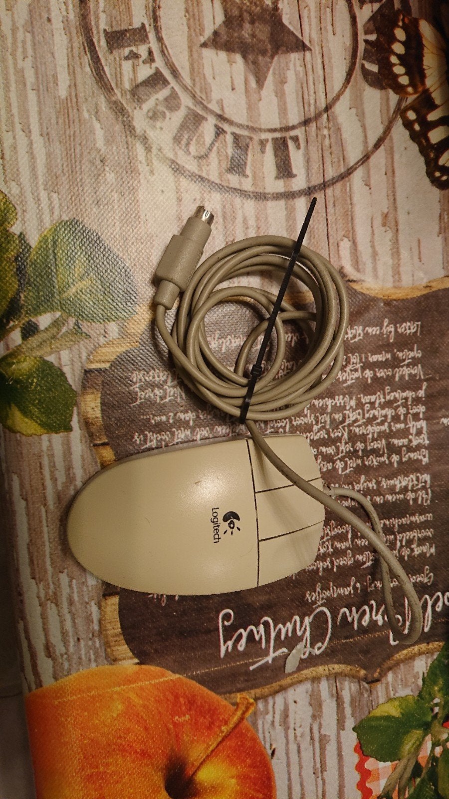 Vintage Logitech 3 knops ps2 muis, Ophalen of Verzenden, Logitech