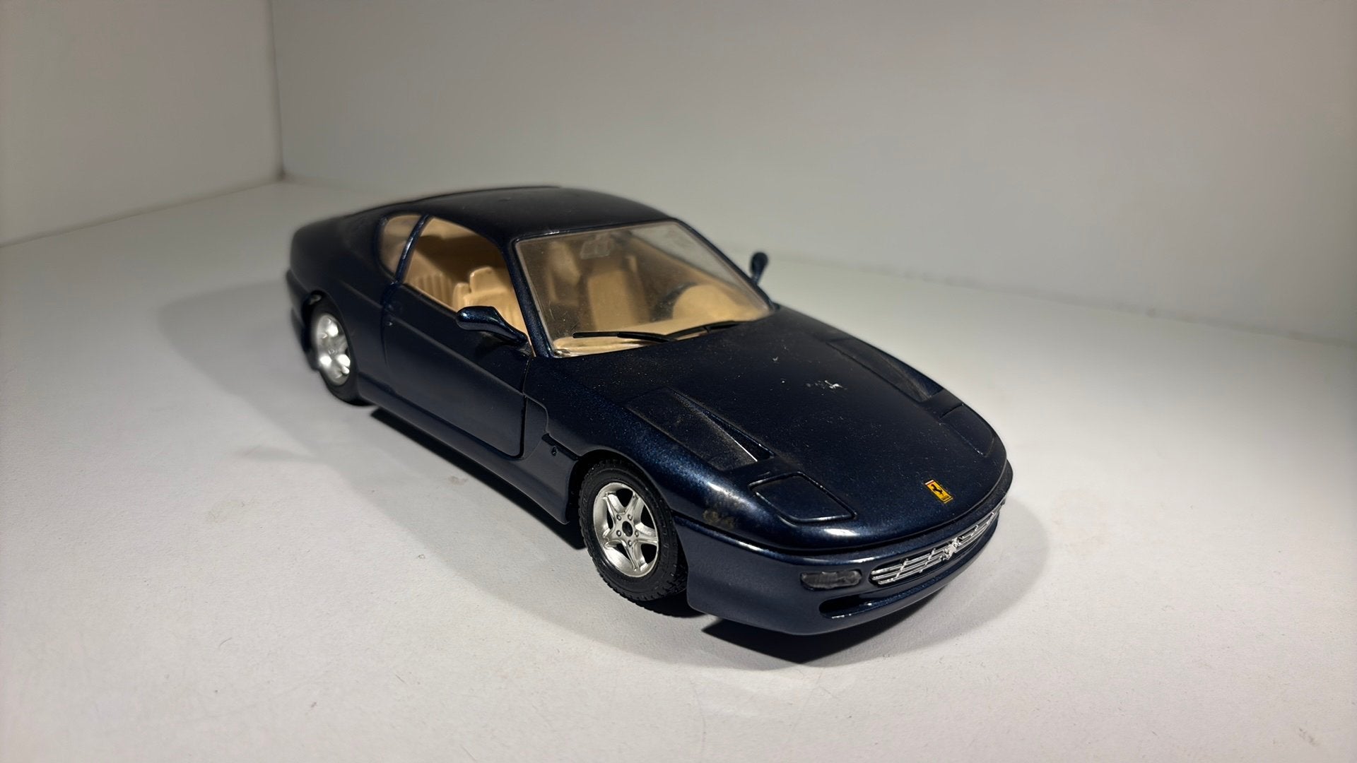Ferrari 456 gt bleu Bburago 1.24, Ophalen of Verzenden, Bburago, A, A