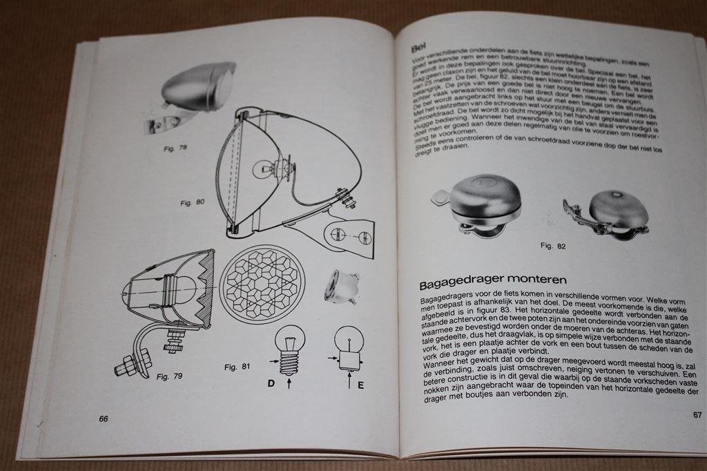 Fietsverzorging. Onderhoud en eenvoudige reparaties., Boeken, Ophalen of Verzenden, Gelezen, Overige onderwerpen