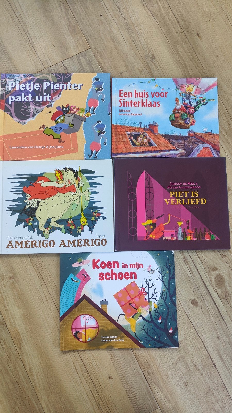 Sinterklaasboeken: Pietje Pienter, Piet is verliefd, Koen, Fictie algemeen, Jongen of Meisje, Diverse auteurs, Ophalen of Verzenden