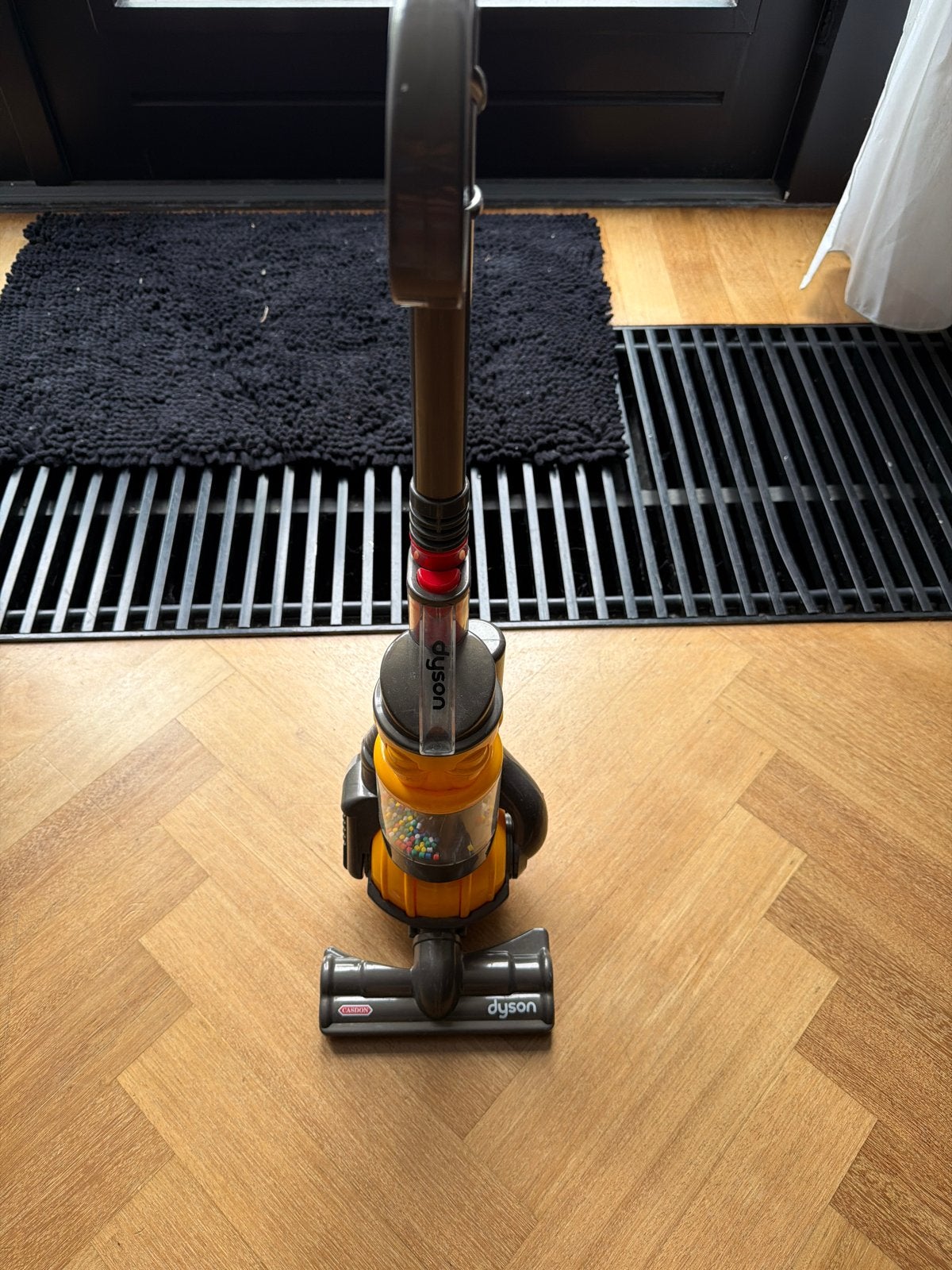 Dyson speelgoed stofzuiger voor kinderen, Ophalen, Gebruikt, Jongen of Meisje