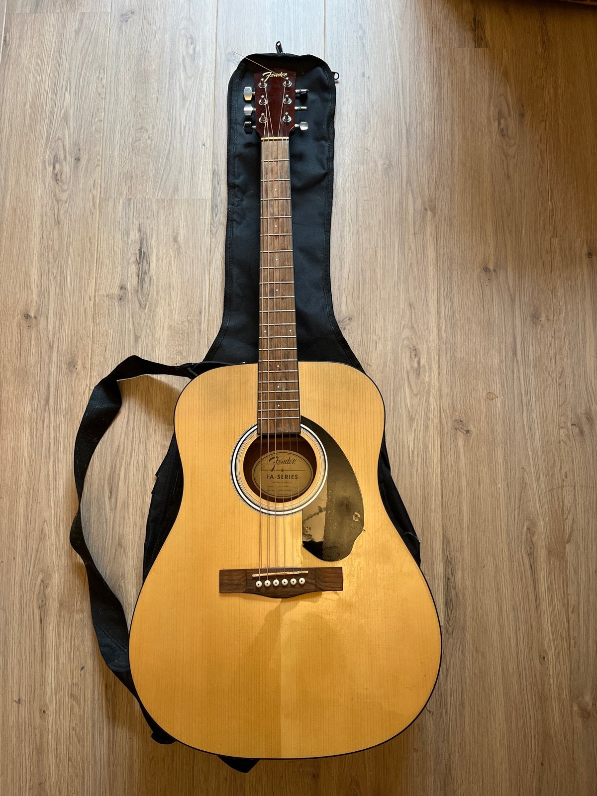Fender FA-115 NAT akoestische gitaar met hoes, Muziek en Instrumenten, Ophalen, Zo goed als nieuw, Western- of Steelstringgitaar
