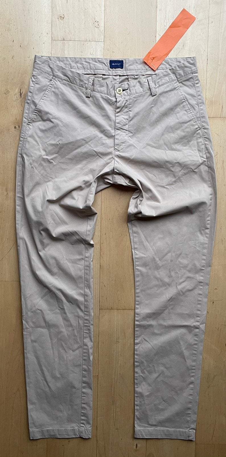 GANT slim fit chino pantalon broek beige / wit W34 L34, Kleding | Heren, Ophalen of Verzenden, Nieuw, Maat 52/54 (L)