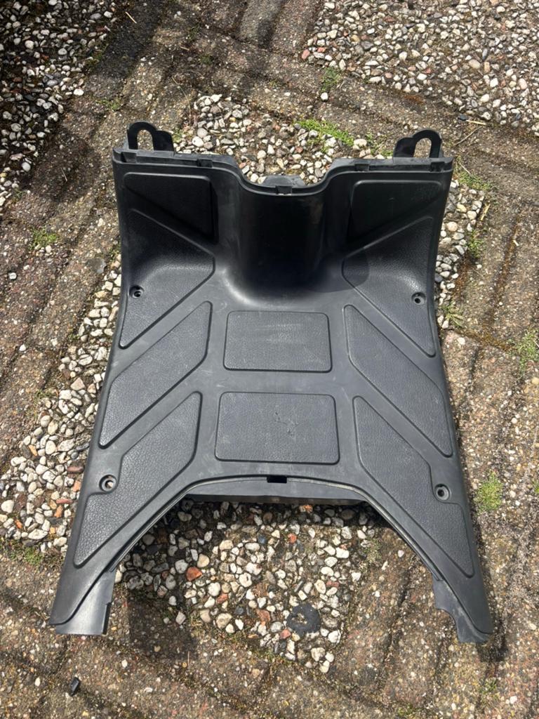 Piaggio typhoon treeplank, Ophalen of Verzenden, Kap, Piaggio