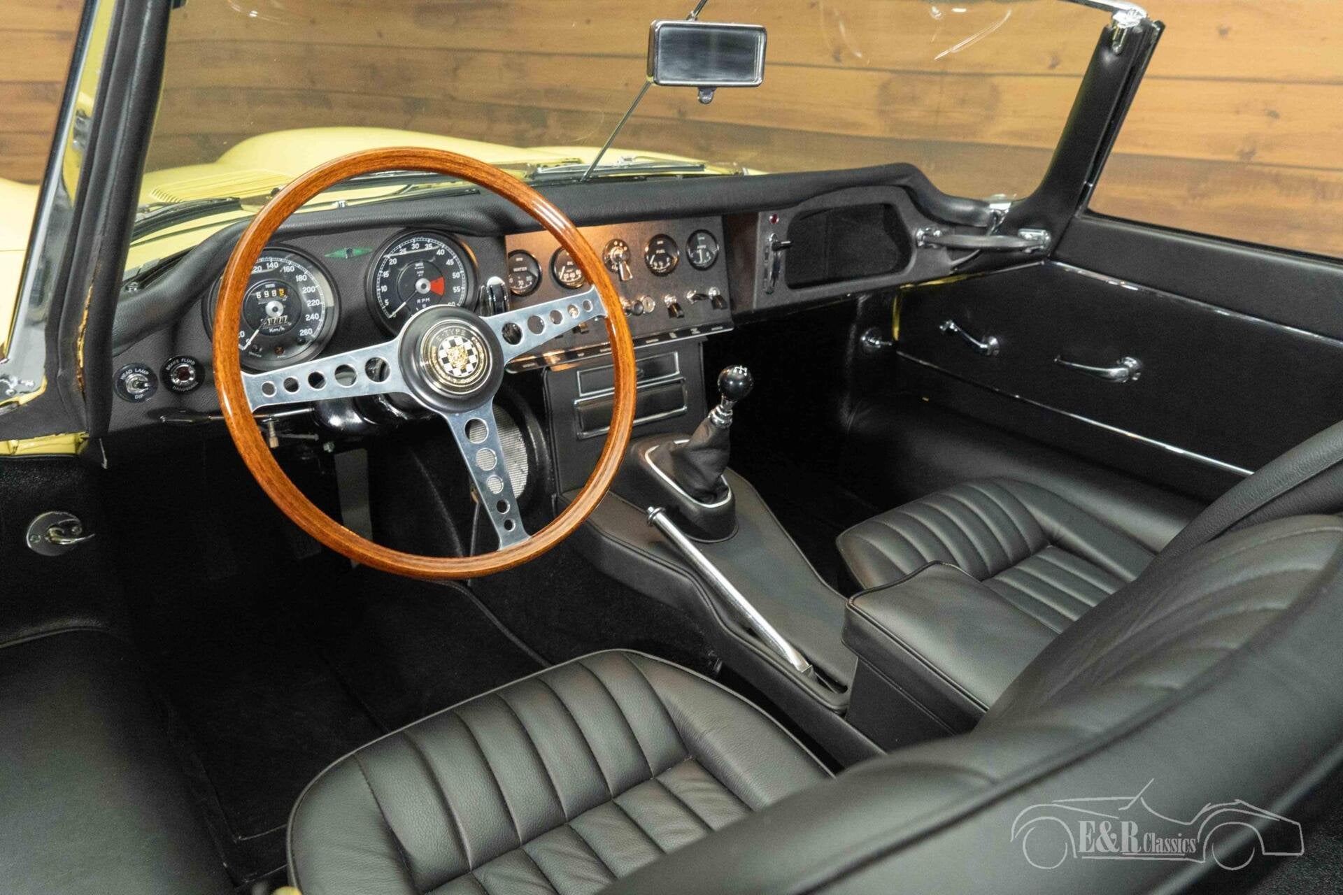 Jaguar E Type Series 1 Cabriolet | 1965, Auto's, Oldtimers, Achterwielaandrijving, Zwart, Cabriolet, Bedrijf