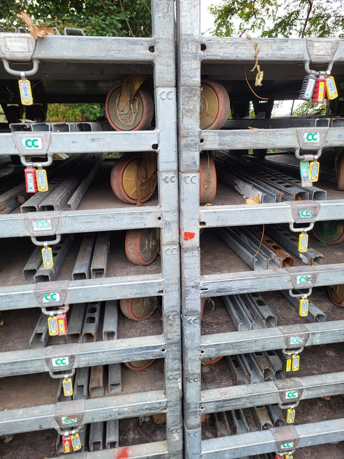 gevraagd Cc , deense karren,  containers, Doe-het-zelf en Verbouw, Transportwagens, 100 liter of meer, Ophalen, Gebruikt, Transportkar