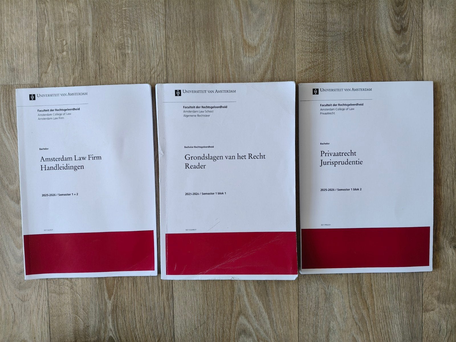 UvA Rechtsgeleerdheid, complete studiebundel 2025-2026, Boeken, Studieboeken en Cursussen, Ophalen of Verzenden, Alpha, WO