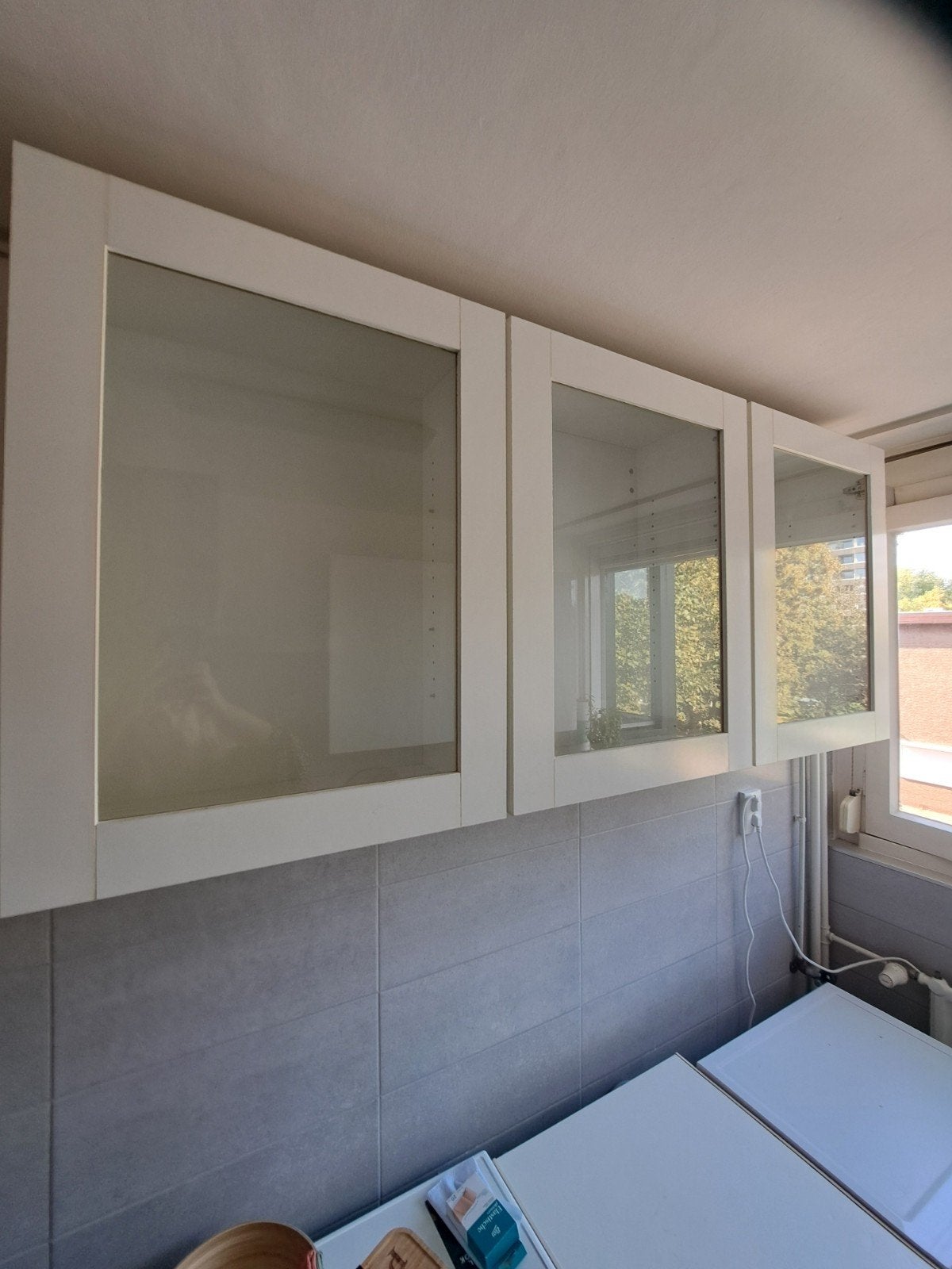 Witte keukenkastjes met glazen deuren, Huis en Inrichting, Ophalen, Gebruikt, Wit, 150 tot 200 cm