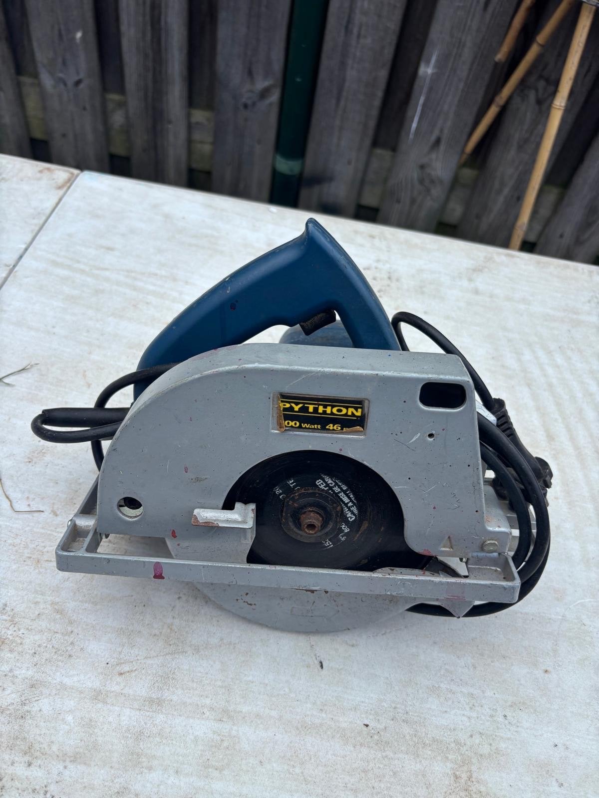 Python Cirkelzaag DX 800 - 800 Watt, Doe-het-zelf en Verbouw, Gebruikt, Cirkelzaag, 600 tot 1200 watt, Ophalen of Verzenden