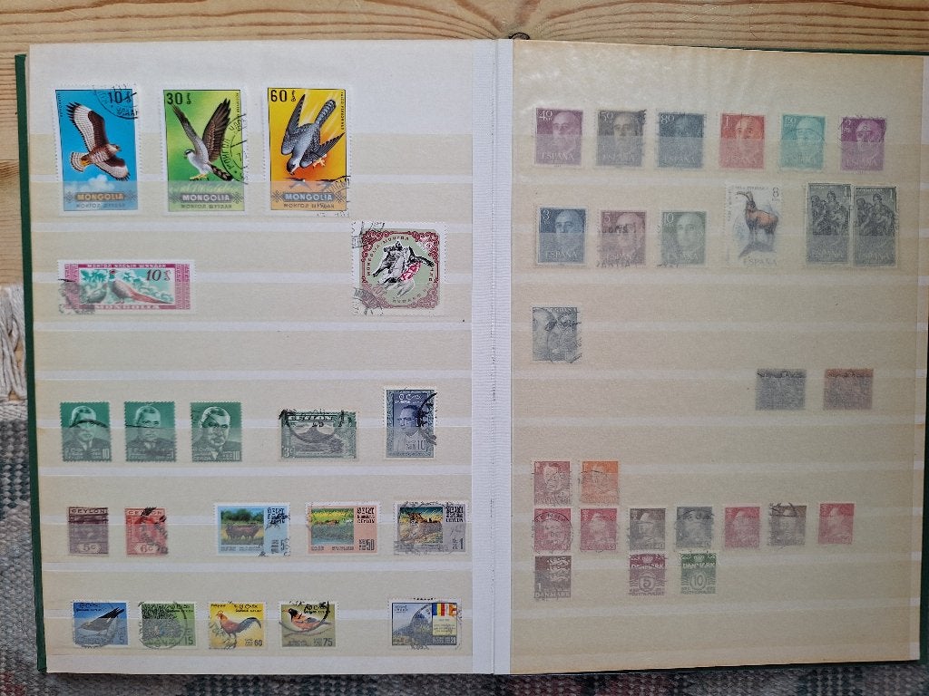 postzegels in album, Ophalen of Verzenden, Nederland