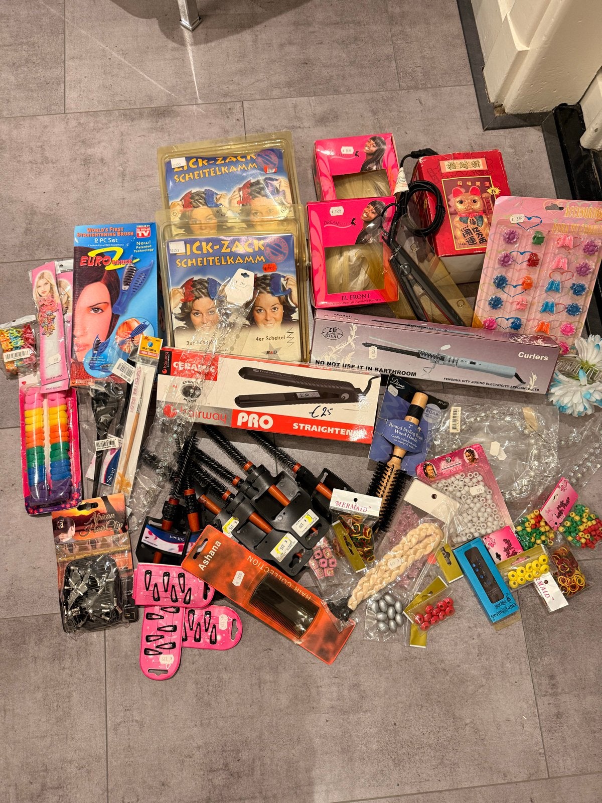 Grote partij haaraccessoires, stylingtools en pruiken, Ophalen of Verzenden, Nieuw, Overige typen