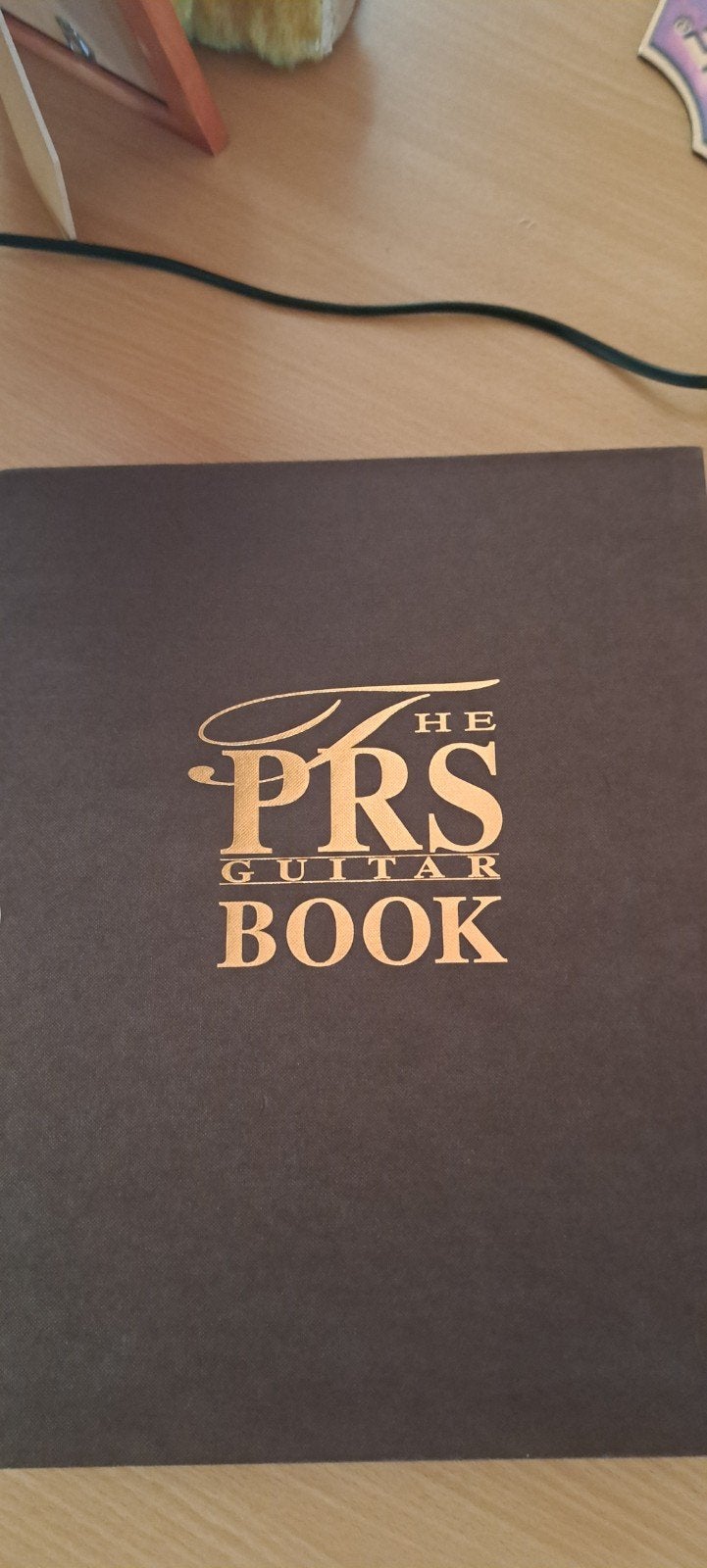 The PRS Guitar Book - Hardcover in slipcase - Super zeldzaam, Ophalen of Verzenden, Zo goed als nieuw, Instrument, Dave Burrluck