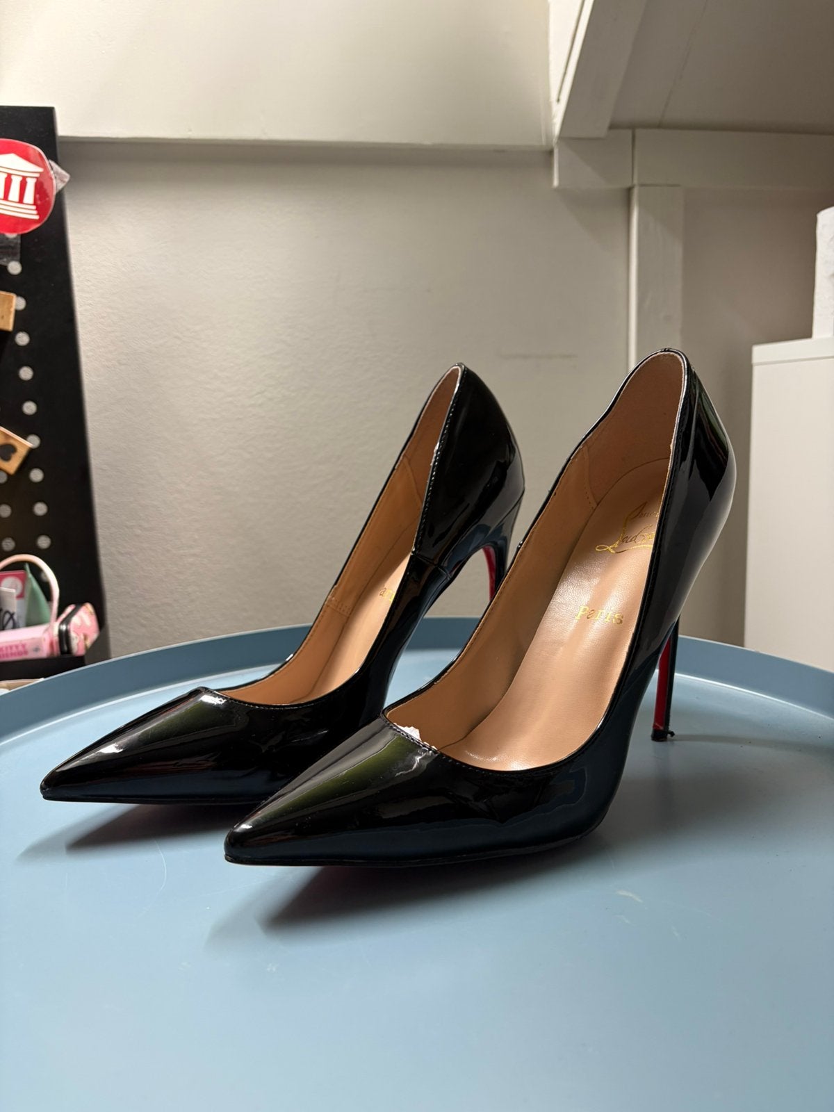 Christian Louboutin So Kate 120mm patent maat 40, Kleding | Dames, Schoenen, Pumps, Verzenden, Zwart, Zo goed als nieuw