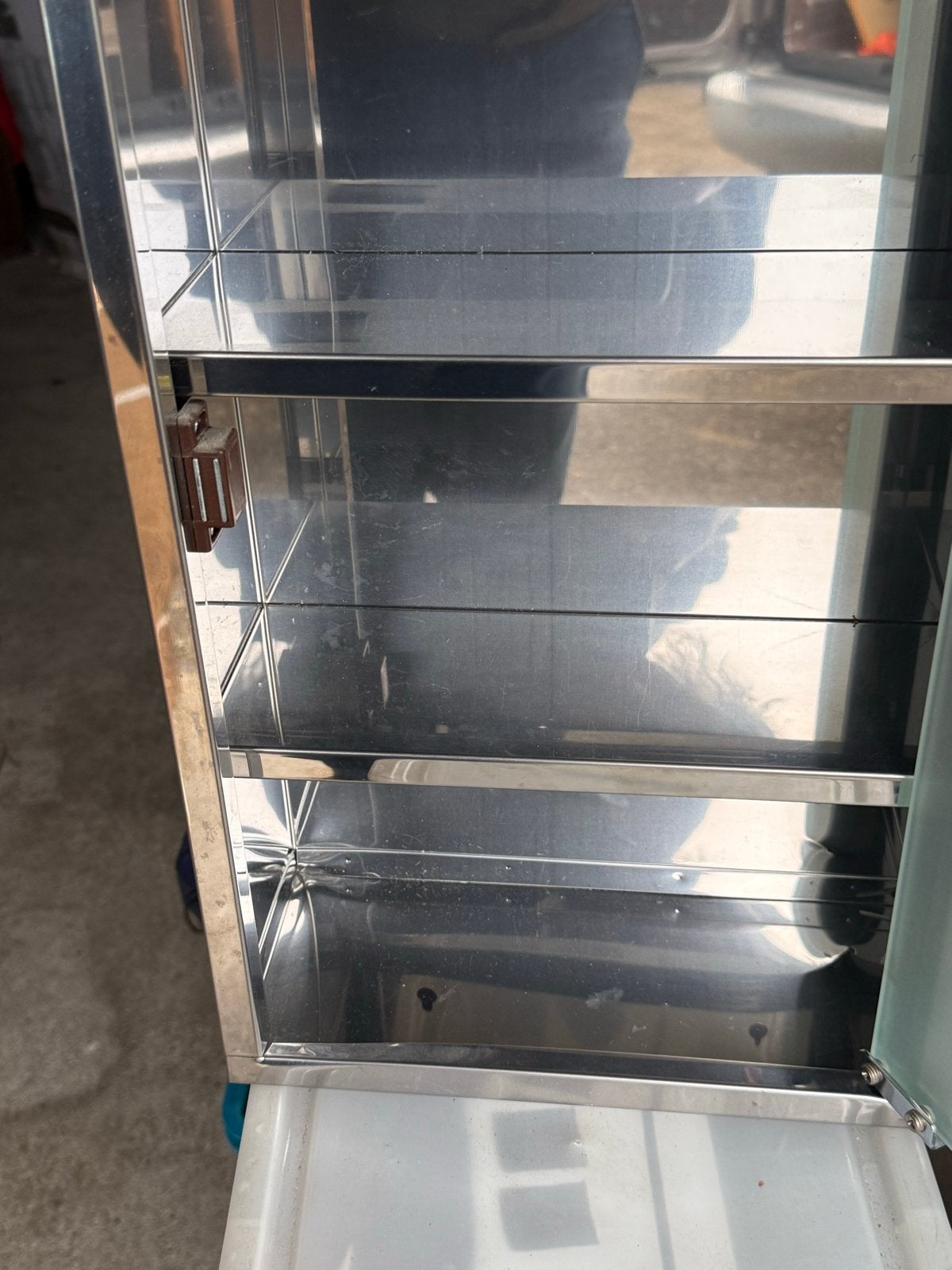 Z.g.a.n. RVS Medicijnkastje met sleutels - 27x57x12 cm, Huis en Inrichting, Ophalen of Verzenden, Gebruikt