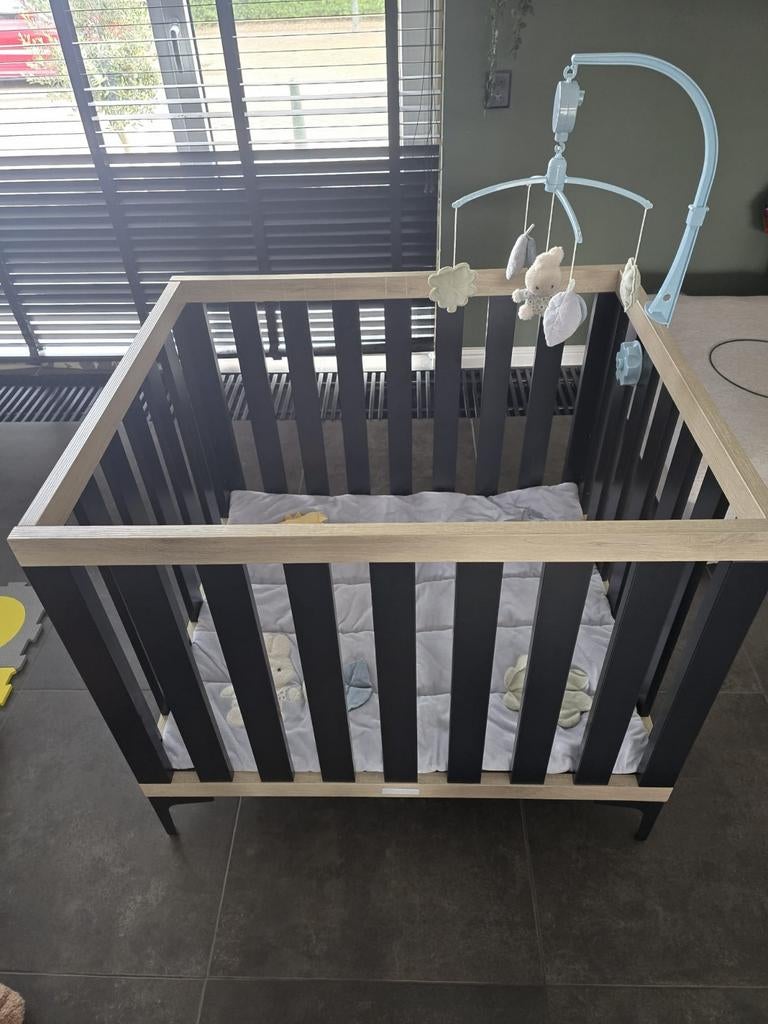 Nette box met nijntje kleed, Kinderen en Baby's, Boxen, Ophalen of Verzenden, Zo goed als nieuw, Boxkleed