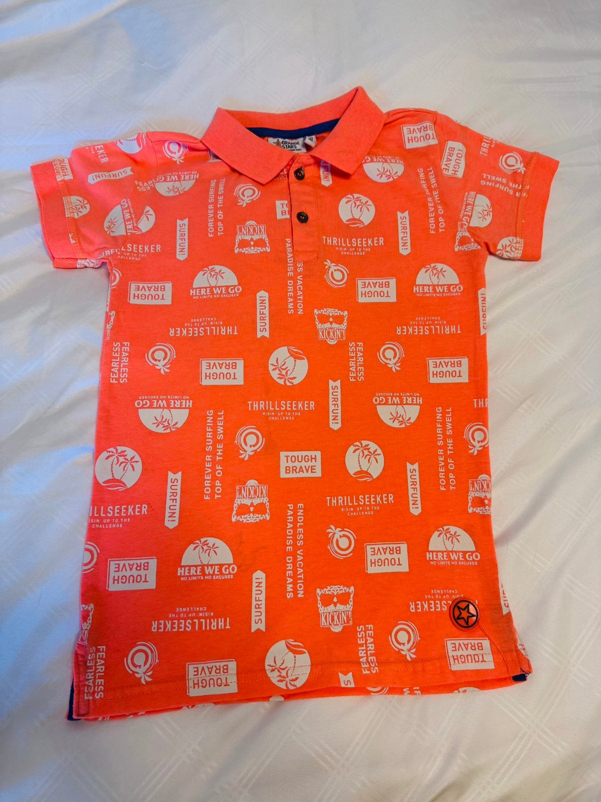 Orange Stars oranje polo shirt met witte print maat 10/140, Kinderen en Baby's, Kinderkleding | Maat 140, Verzenden, Zo goed als nieuw