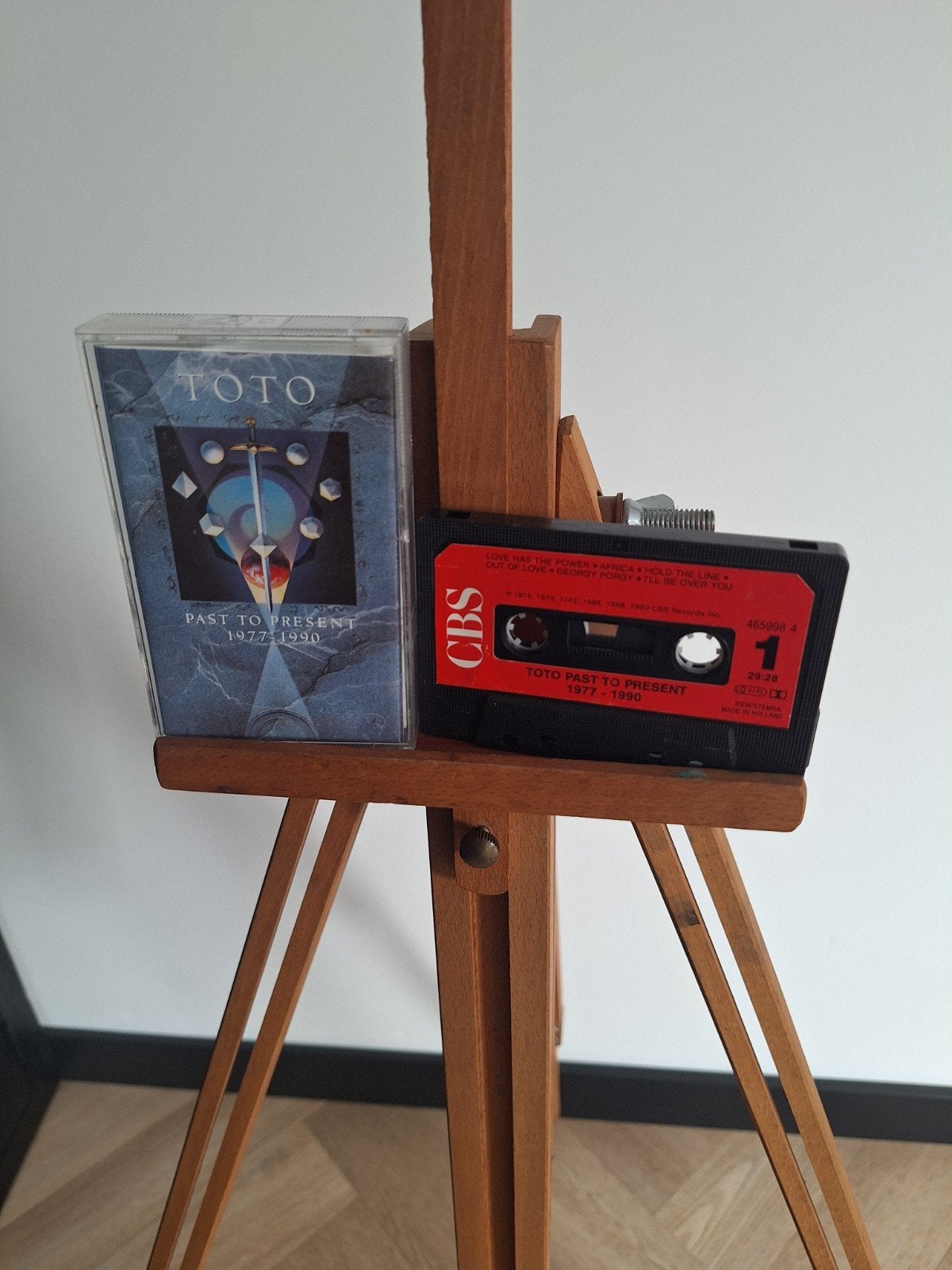 Toto - Past to Present 1977-1990 Cassettebandje, Cd's en Dvd's, Cassettebandjes, Gebruikt, 1 bandje, Ophalen of Verzenden, Origineel