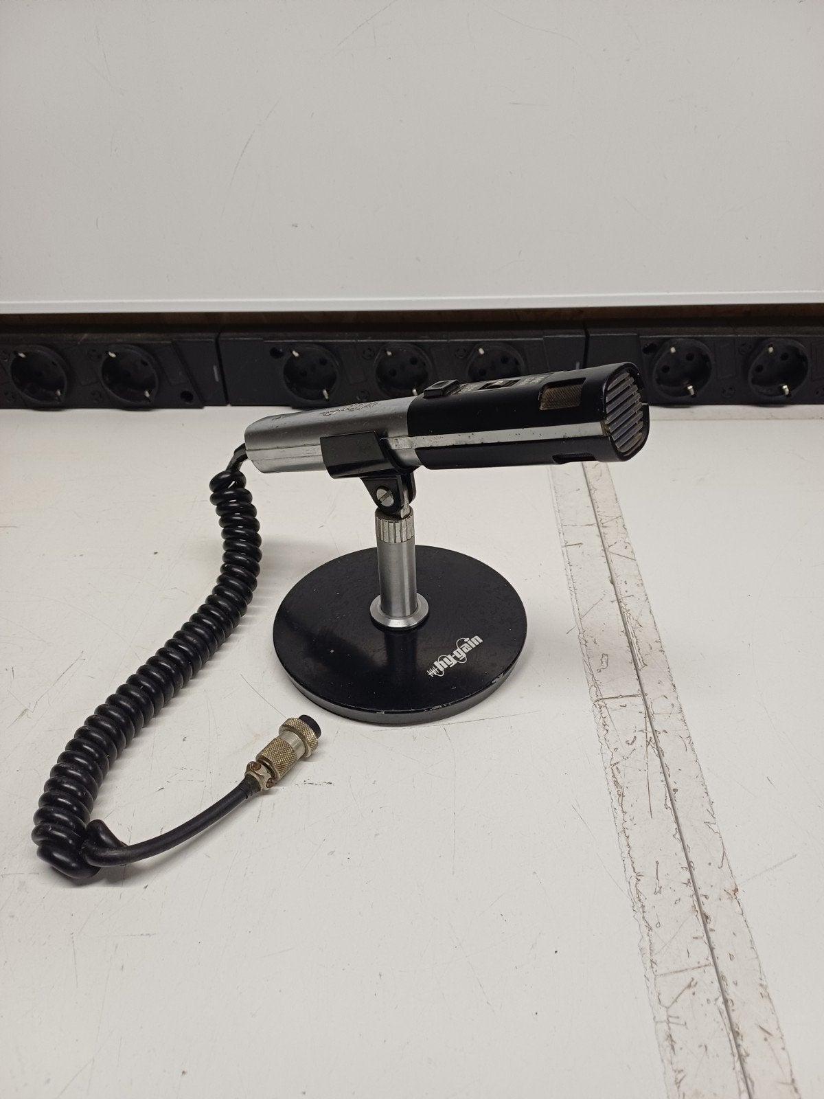 Hy Gain Tafelmike Model 615 in goede staat