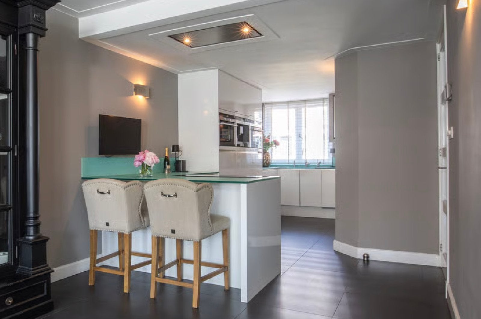 Complete Keuken, Huis en Inrichting, Keuken | Complete keukens, Gebruikt, U-keuken, Wit, Overige materialen, Greeploos, Met kookeiland