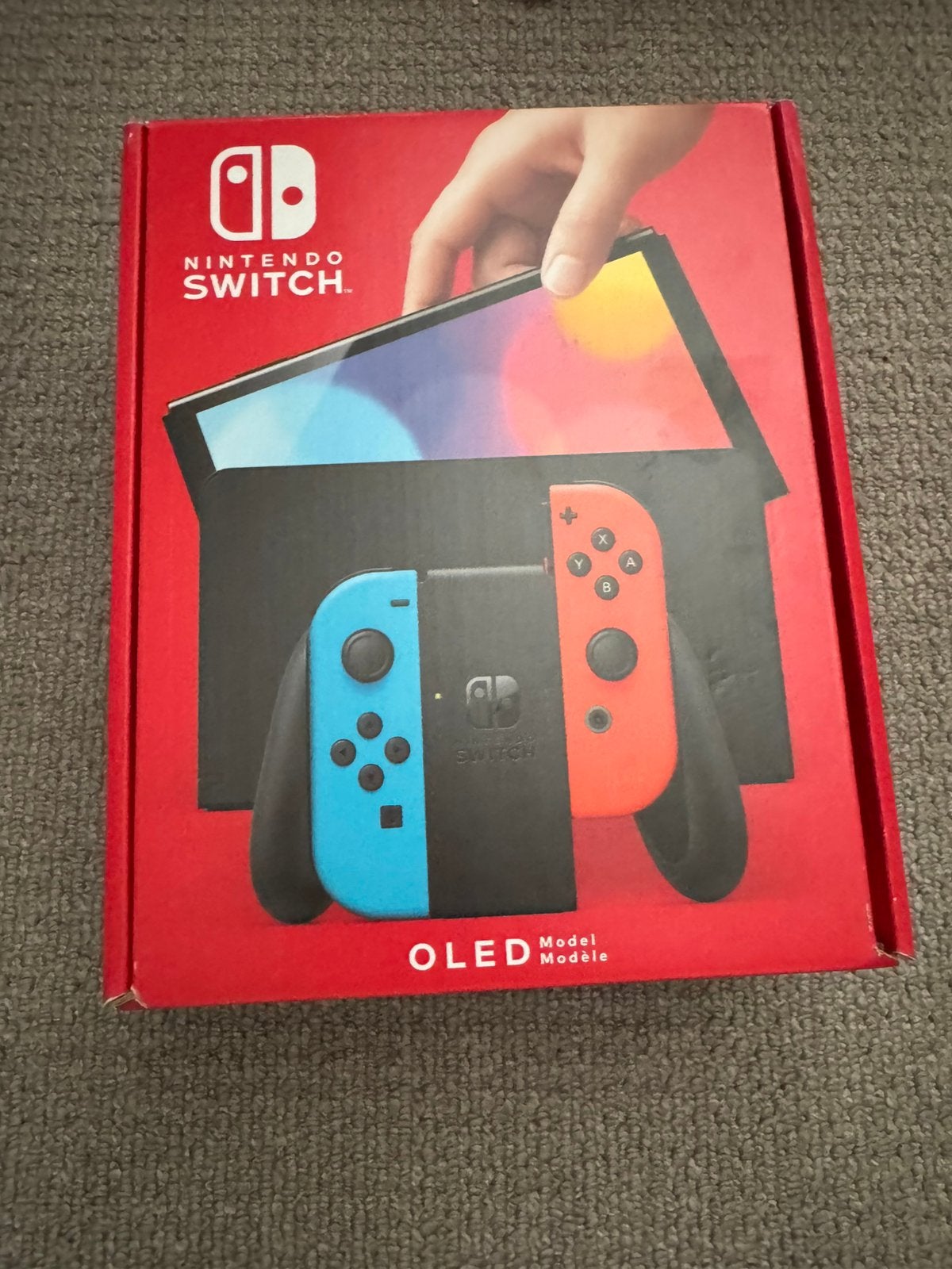 Foto 15 van Nintendo switch OLED + 1 game — absolute nieuwstaat!