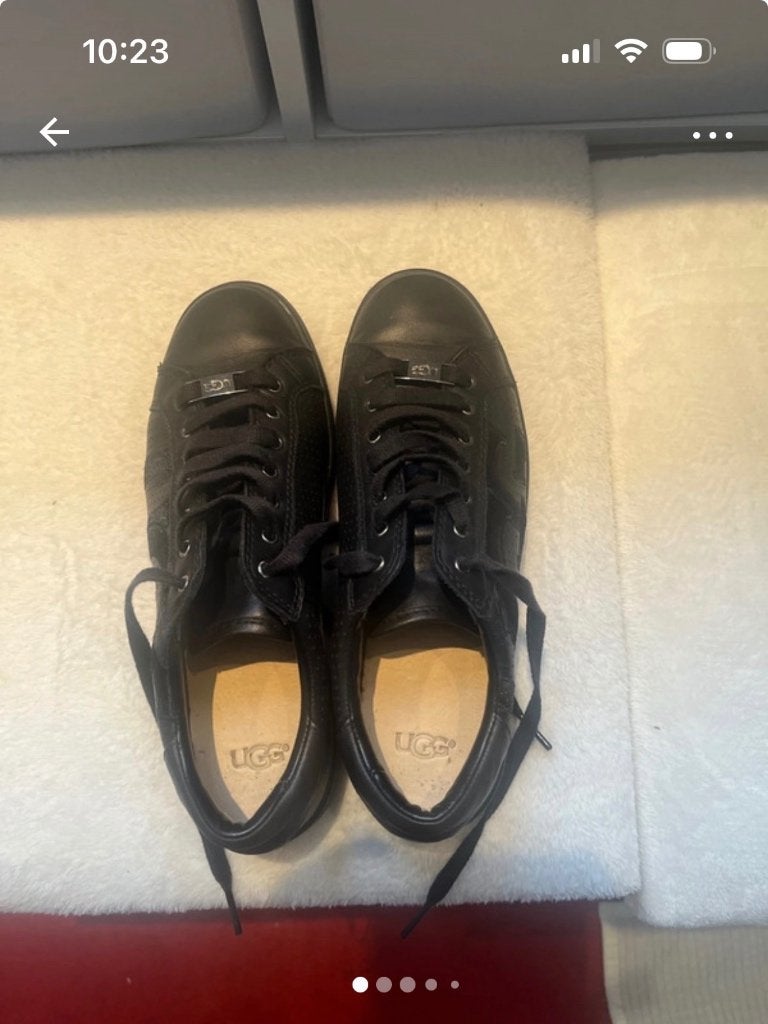UGG sneaker zwart maat 39, UGG, Zwart, Nieuw, Ophalen of Verzenden