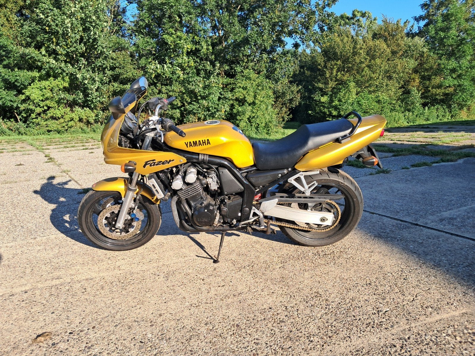 Yamaha Fazer 600 - Betrouwbare en sportieve toermotor, 4 cilinders, Motorrijbewijs A, Gebruikt, Particulier