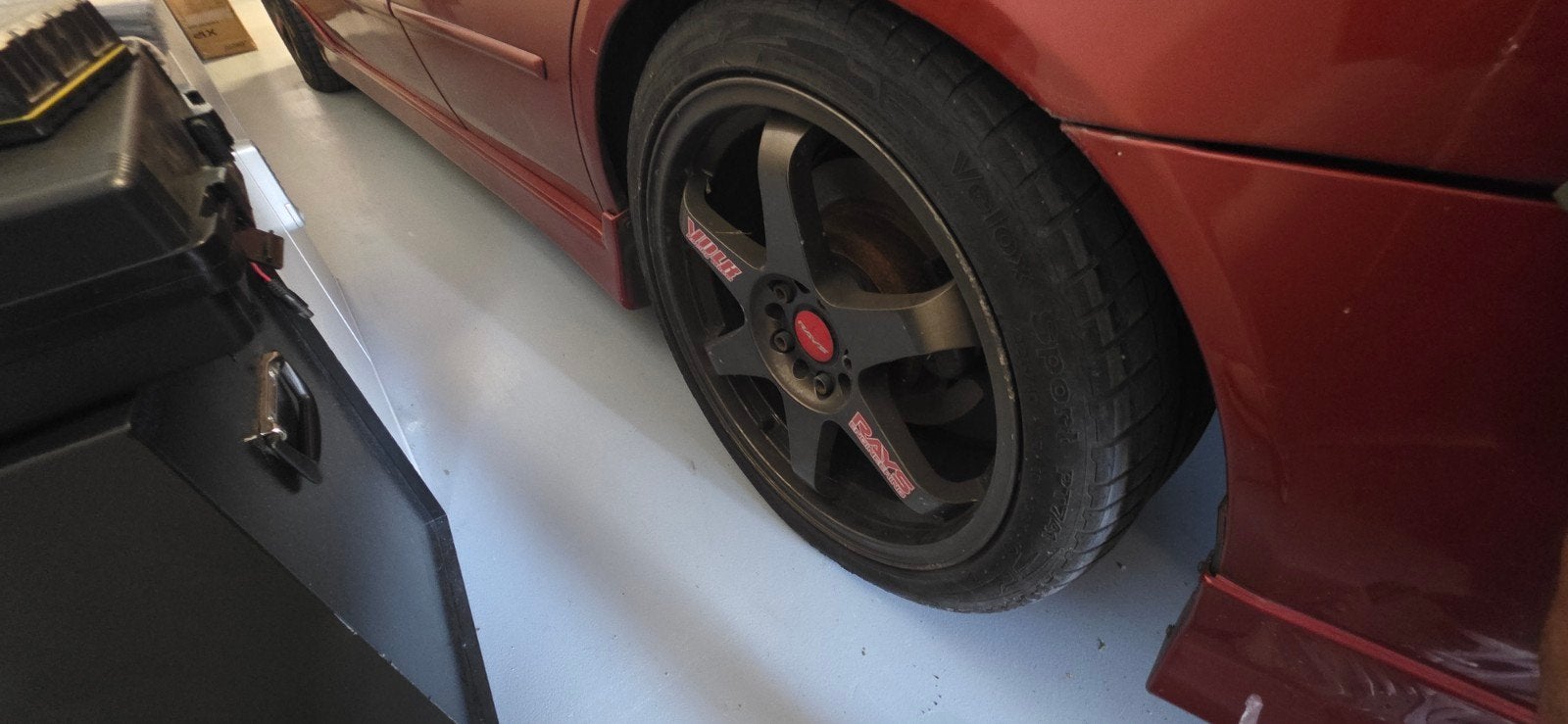Lexus 2000 Rood, Automaat, Achterwielaandrijving, Zwart, Leder