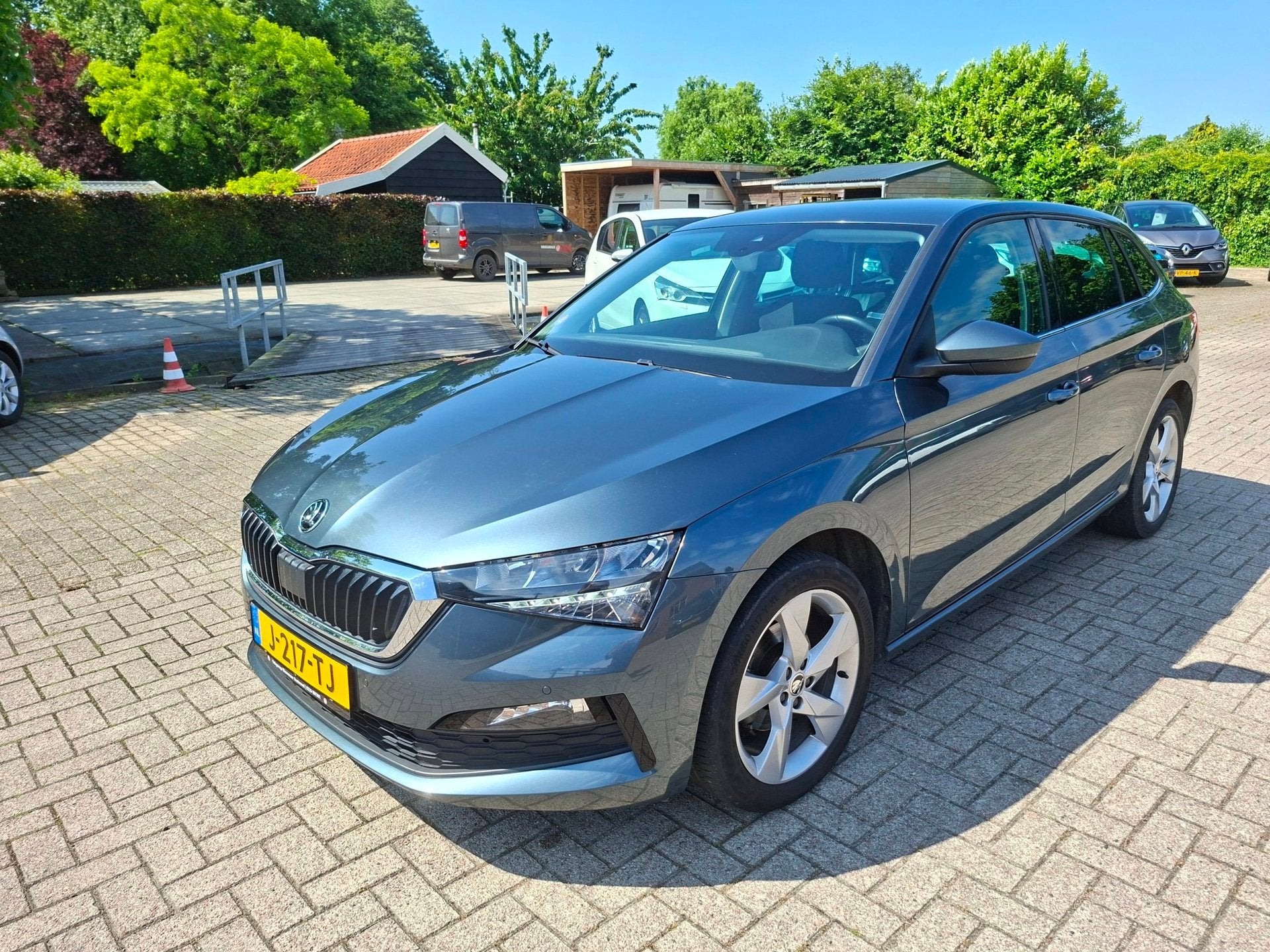 Skoda Scala 1.0 TSI Style dsg automaat carplay trekh, Auto's, Skoda, 12 maanden, Scala, Gebruikt, Euro 6
