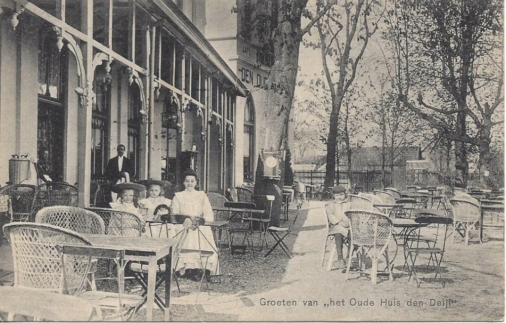 Wassenaar, Oude Huis Den Deijl, veel Volk, Treinstempel 1911, Ophalen of Verzenden, Voor 1920, Gelopen, Zuid-Holland