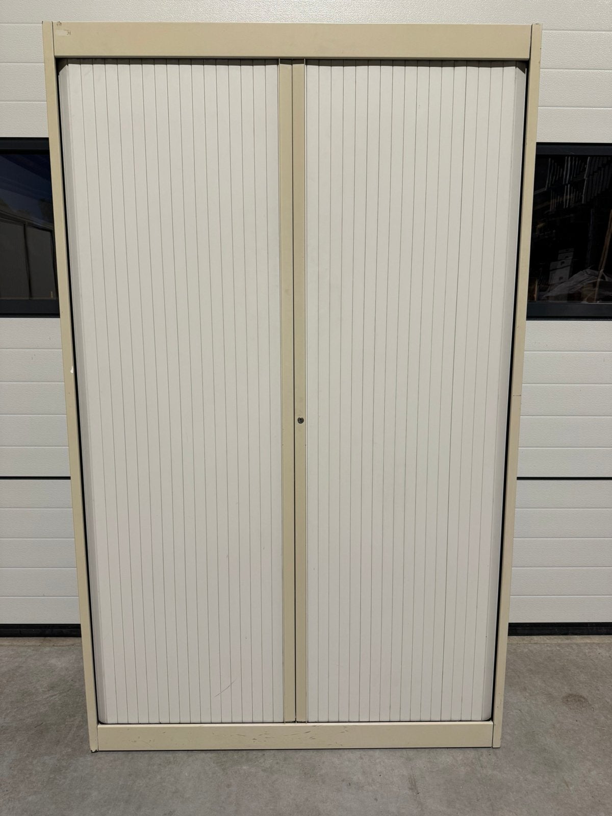 Stalen kast, roldeurkast, Ophalen, Gebruikt, 25 tot 50 cm, 100 tot 150 cm