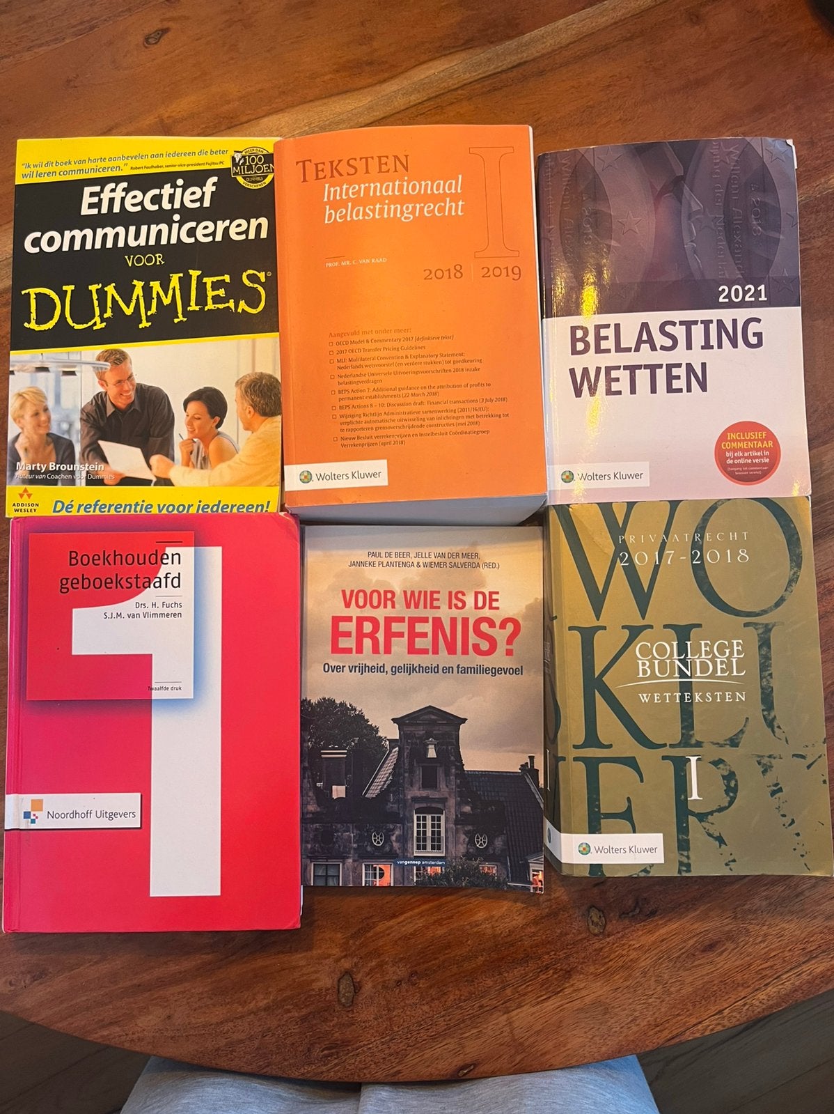 Boeken: Rechten, Ophalen of Verzenden, Gelezen