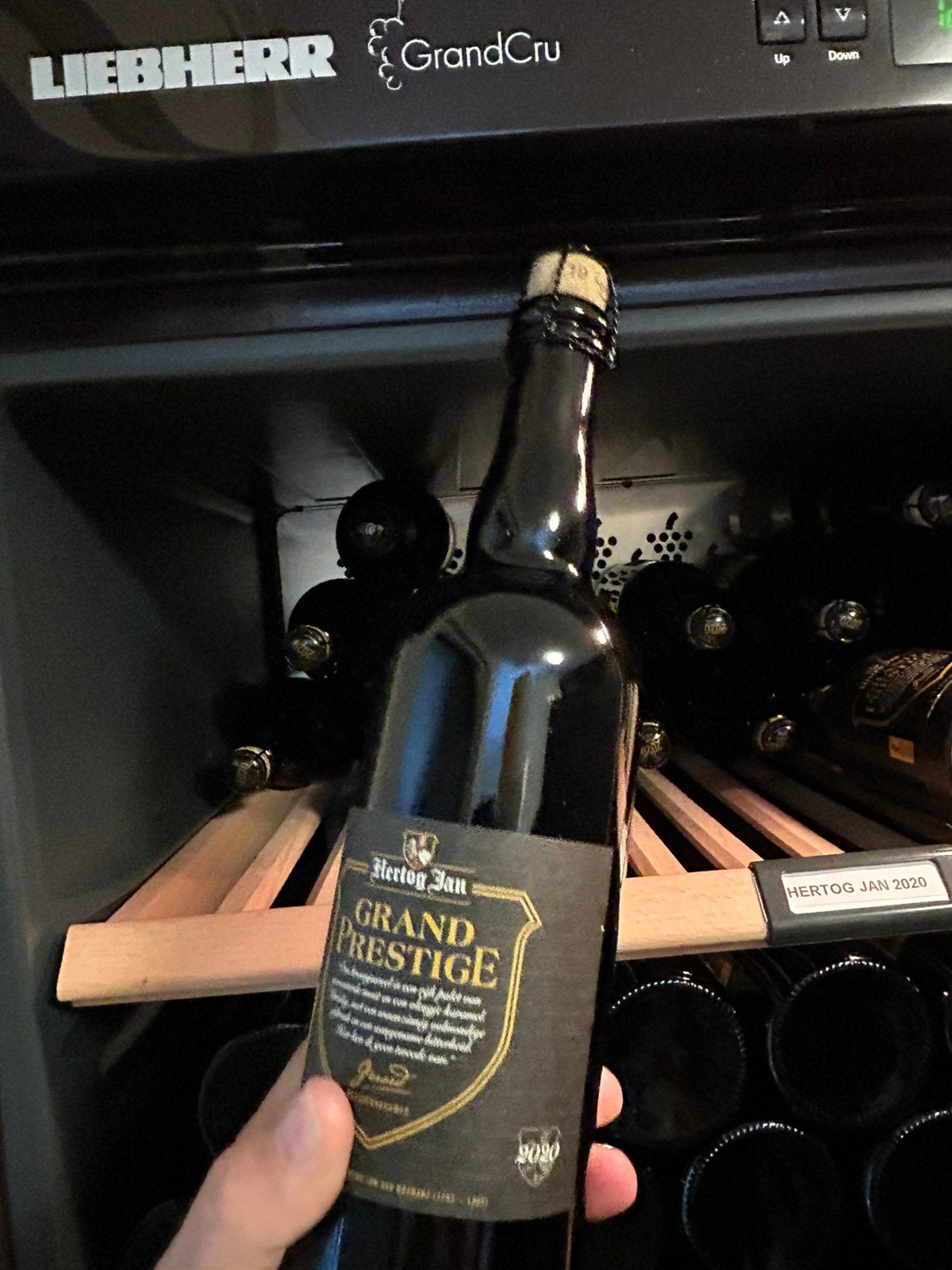 Hertog Jan Grand Prestige 2020 gerijpt in klimaatkast., Ophalen of Verzenden, Zo goed als nieuw, Flesje(s), Hertog Jan