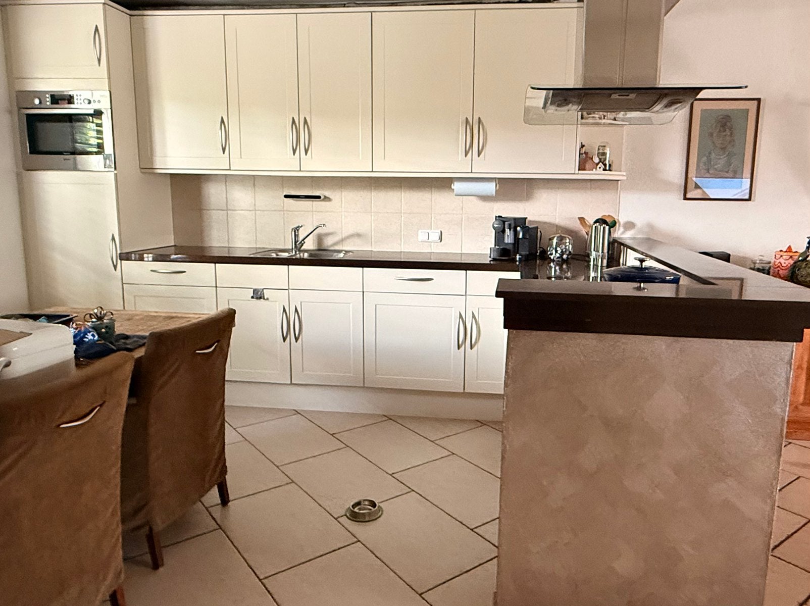 Keuken met apparatuur. €500,- Zelf demonteren, Ophalen, Gebruikt, Hoekkeuken, Composiet