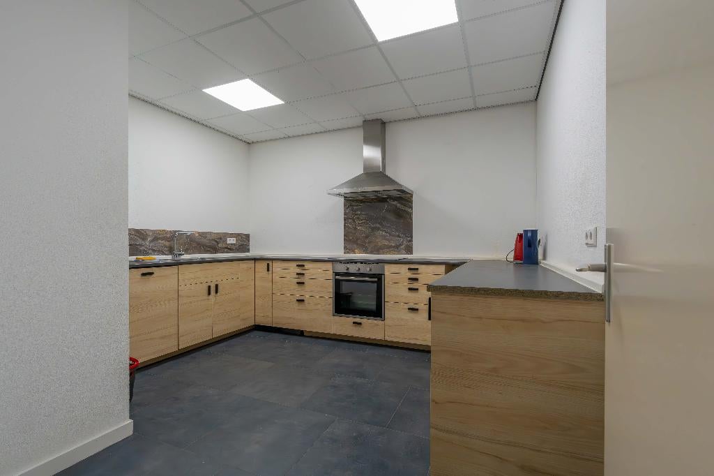 Kantoorunits, zpp, freelance,bedrijfsruimte te huur Voorburg, 290 m², Huur, Kantoorruimte