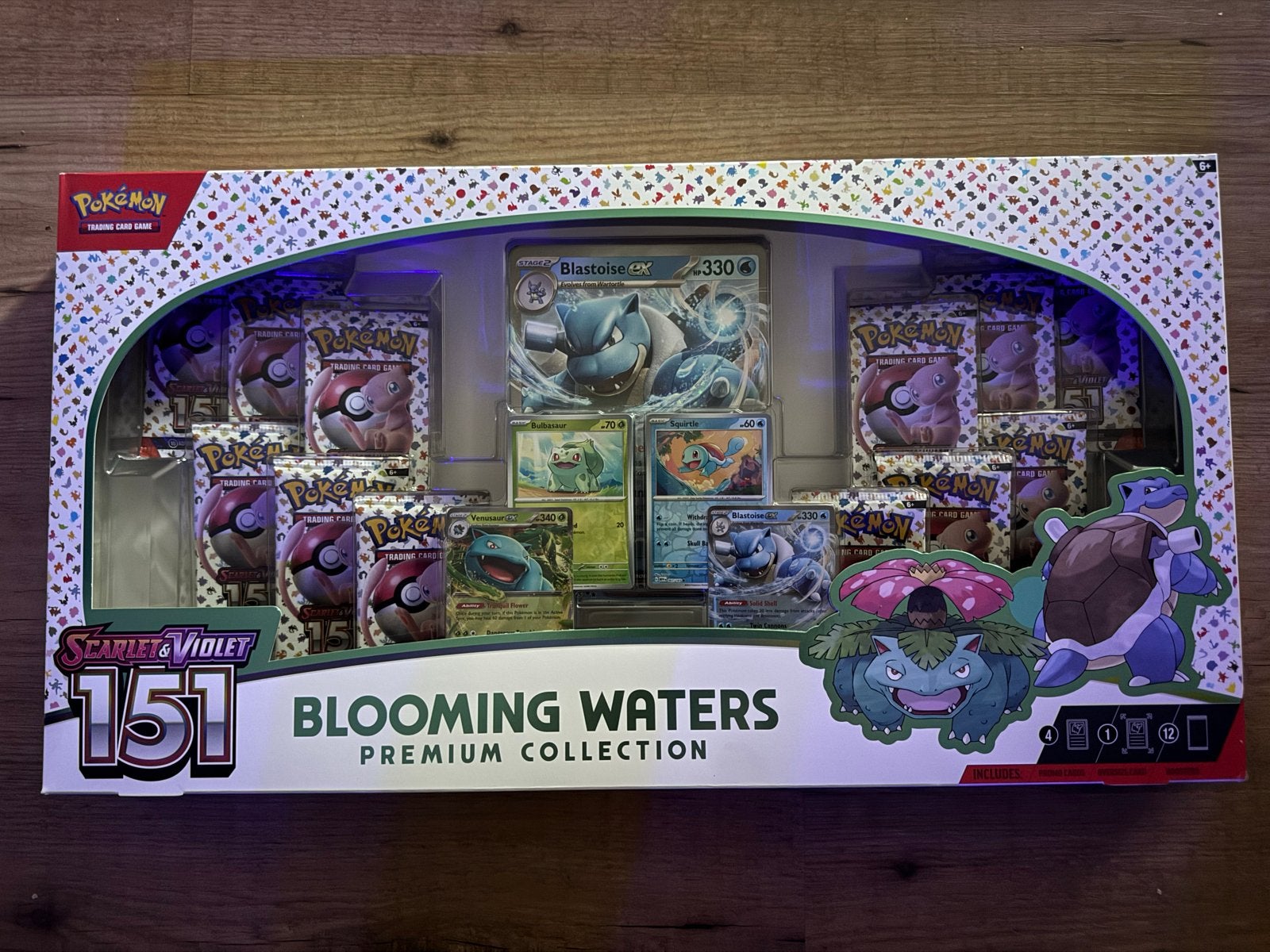 Pokémon TCG: Blooming Waters Premium Collection, Hobby en Vrije tijd, Verzamelkaartspellen | Pokémon, Ophalen of Verzenden, Zo goed als nieuw
