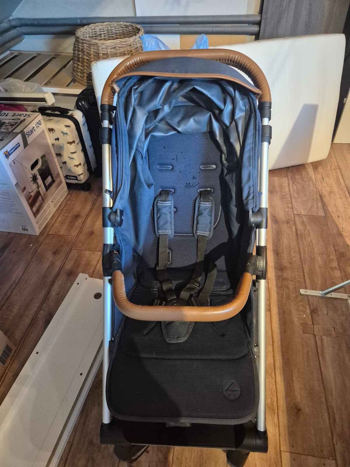 Compacte en stijlvolle kinderwagen - Zo goed als nieuw, Ophalen of Verzenden, Zo goed als nieuw, Overige merken, Verstelbare rugleuning