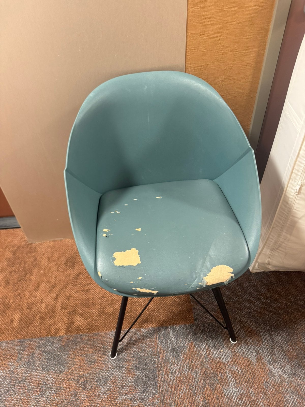 Chairs for free, Ophalen, Zo goed als nieuw, 75 tot 100 cm