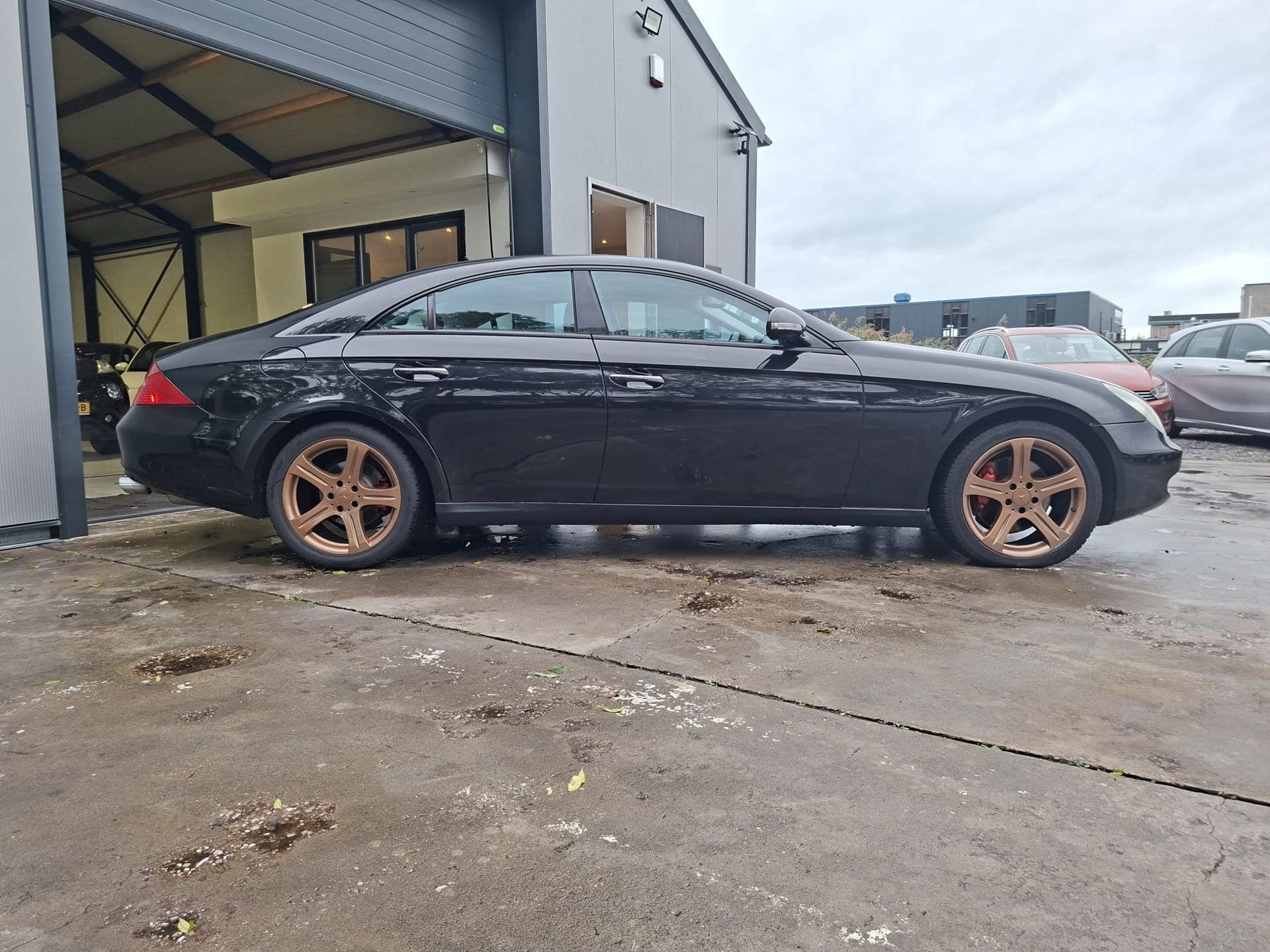 Mercedes-Benz CLS-klasse 350 CGI LEES BESCHRIJVING, Auto's, Automaat, Achterwielaandrijving, Gebruikt, Bedrijf