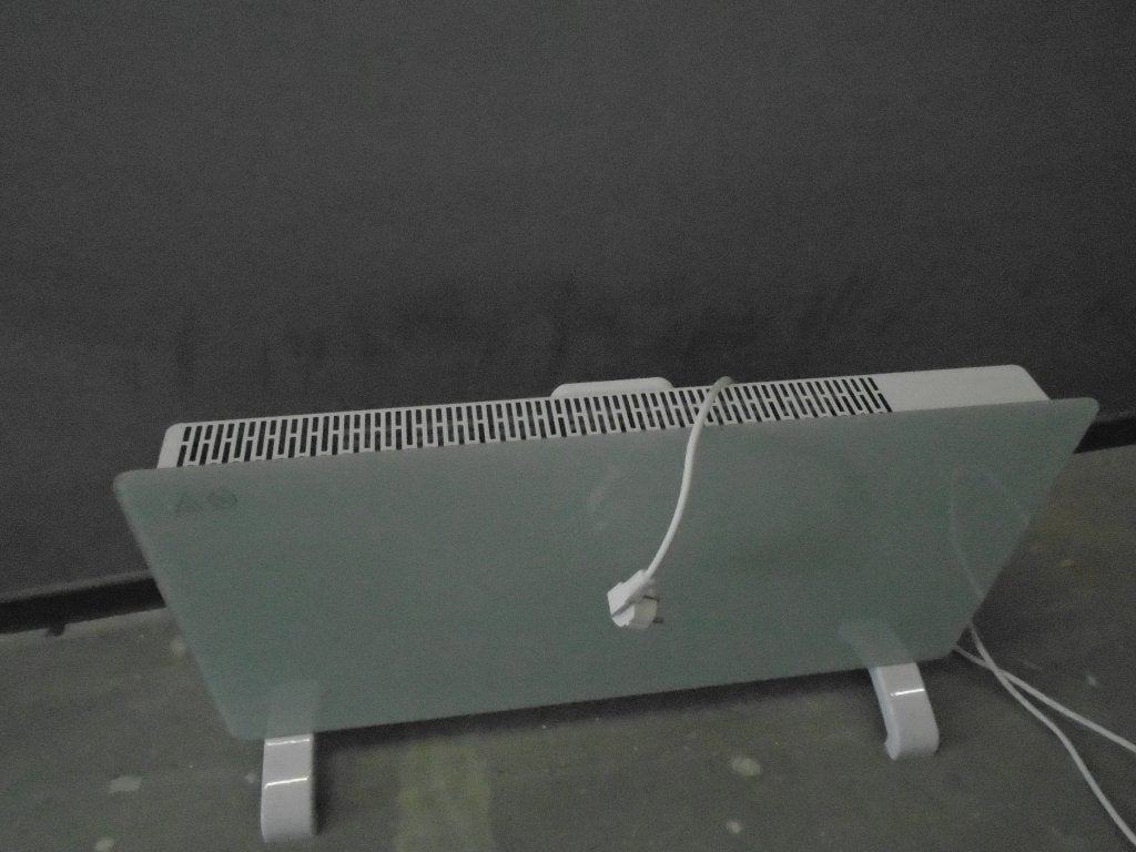 convector kachel met glazen plaat, Ophalen, 30 tot 80 cm, Kachel, Zo goed als nieuw