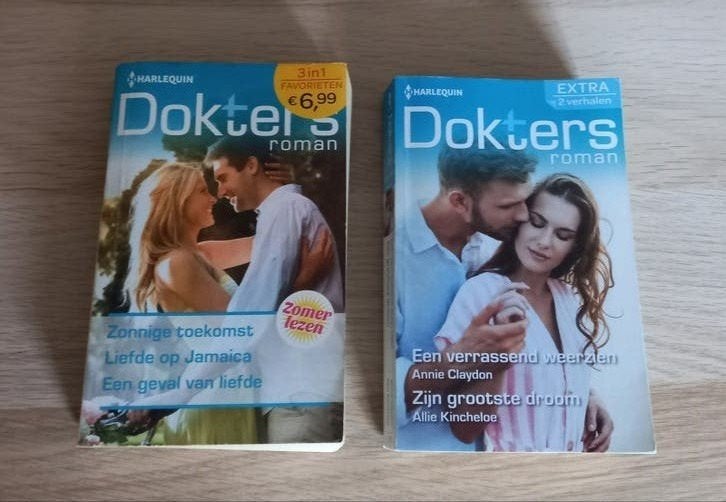 Harlequin Doktersroman Boeken - 2 stuks, Ophalen of Verzenden, Gelezen, Diverse auteurs, Nederland