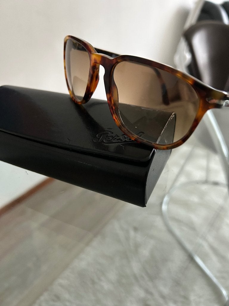 Persol zonnebril, Sieraden, Tassen en Uiterlijk, Zonnebril, Bruin, Zo goed als nieuw, Ophalen
