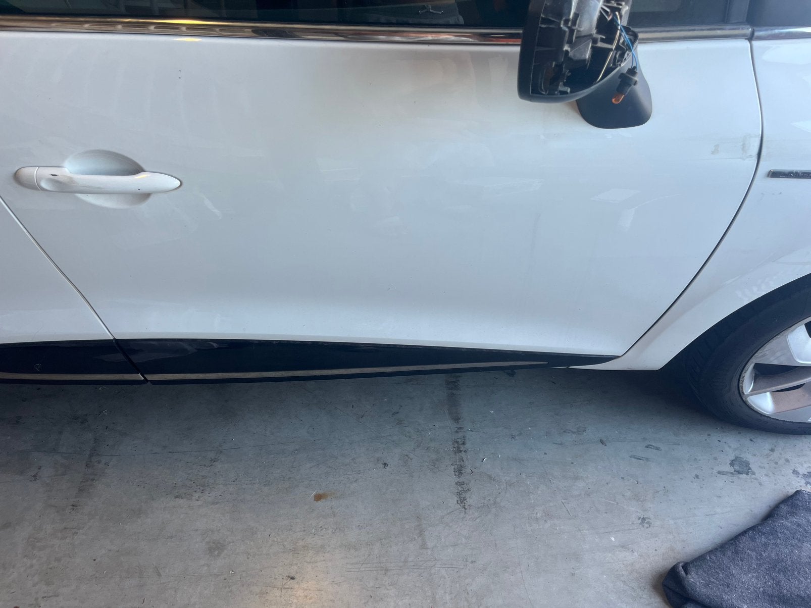 Renault clio deur rechtsvoor portier schade, Gebruikt, Rechts, Ophalen of Verzenden, Renault
