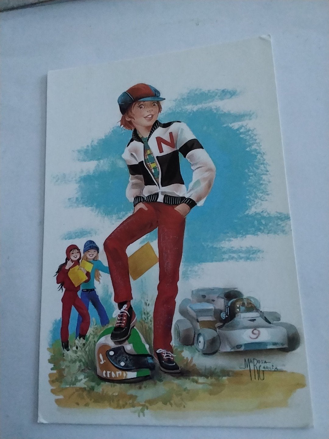 Vintage Postcard: Jongen met skelter en vrienden, Ophalen of Verzenden, 1980 tot heden, Gelopen