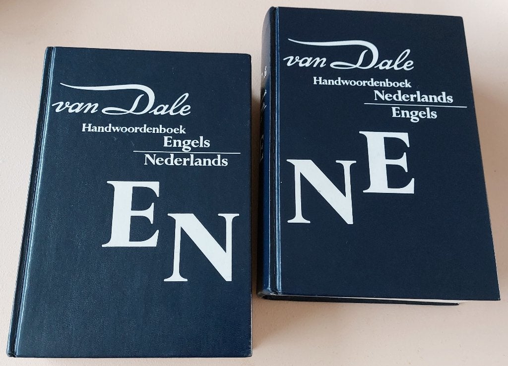 Nette set van Dale Handwoordenboek Engels-Ned en Ned-Engels, Ophalen, Zo goed als nieuw