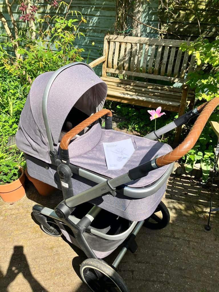 Joolz Day Plus kinderwagen, Radiant Grey, Combiwagen, Ophalen, Overige merken, Verstelbare duwstang