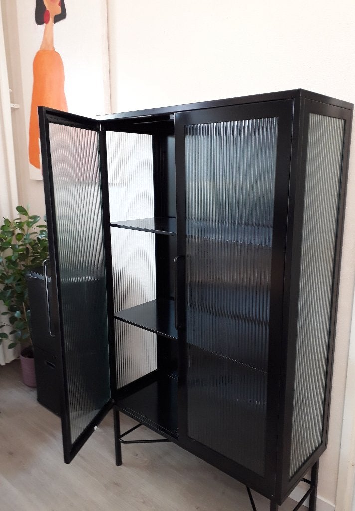 Vitrinekast Woood, Ophalen, 50 tot 100 cm, Zo goed als nieuw, Metaal